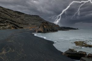 concepto-de-collage-de-efectos-meteorologicos